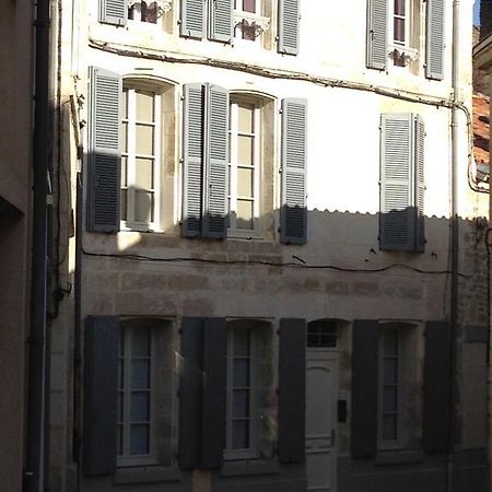 Appartements D'Hotes Santa Giulia นีออร์ ภายนอก รูปภาพ