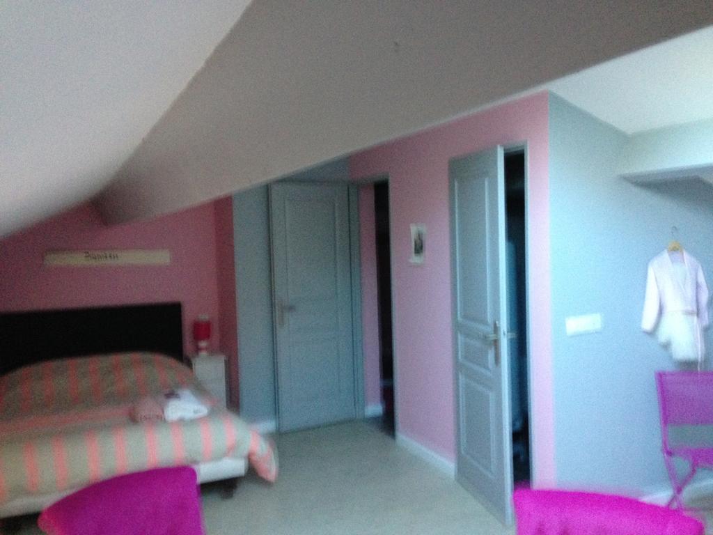 Appartements D'Hotes Santa Giulia นีออร์ ห้อง รูปภาพ