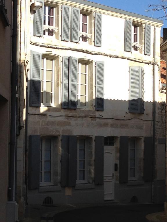 Appartements D'Hotes Santa Giulia นีออร์ ภายนอก รูปภาพ